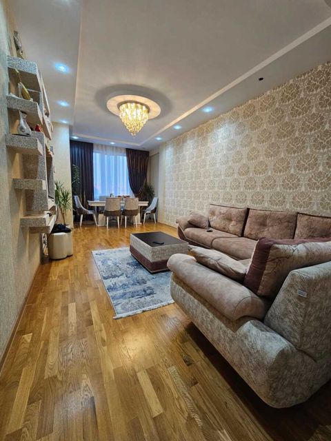 Satılır 3 otaqlı yeni tikili 120 m² — Bakı