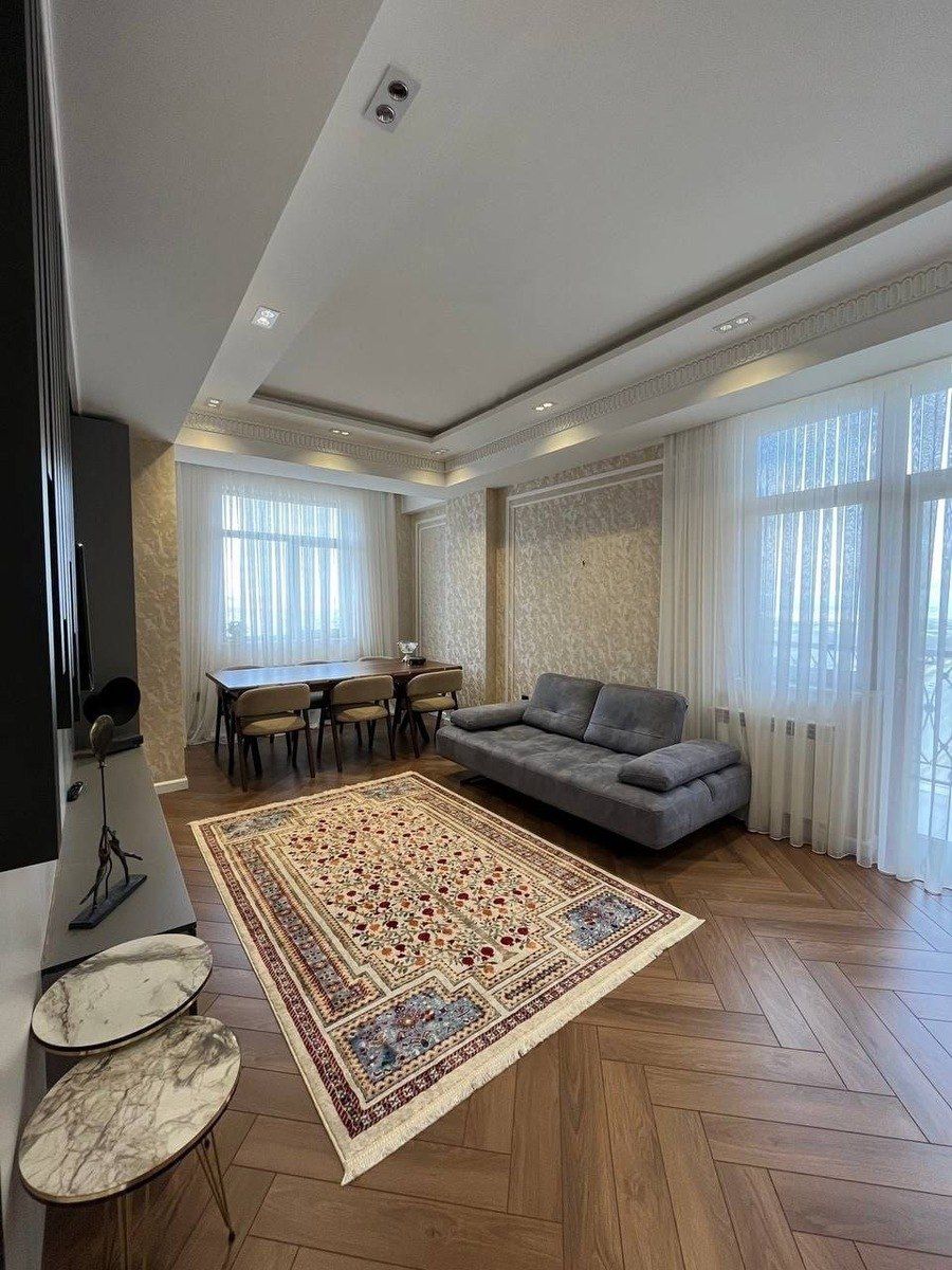 Satılır 3 otaqlı yeni tikili 125 m² — Mənzil, Bakı (2)