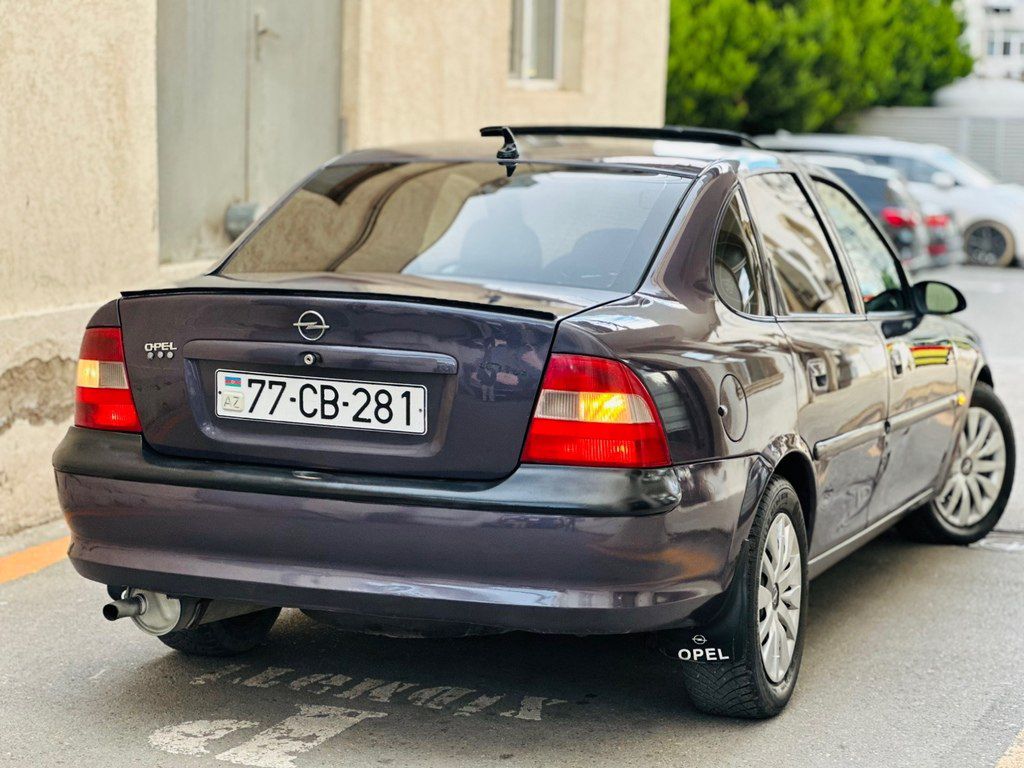Opel Vectra, 1.8 L, 1996 il, 245 000 km 77-CB-281 — Avtomobillər, Sumqayıt (6)
