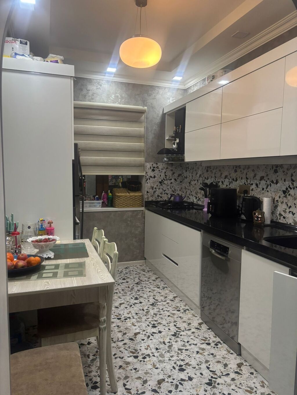110 kv. m, 3 otaqlı, Kombi, Qaz, İşıq — Ev, villa, Bakı (8)
