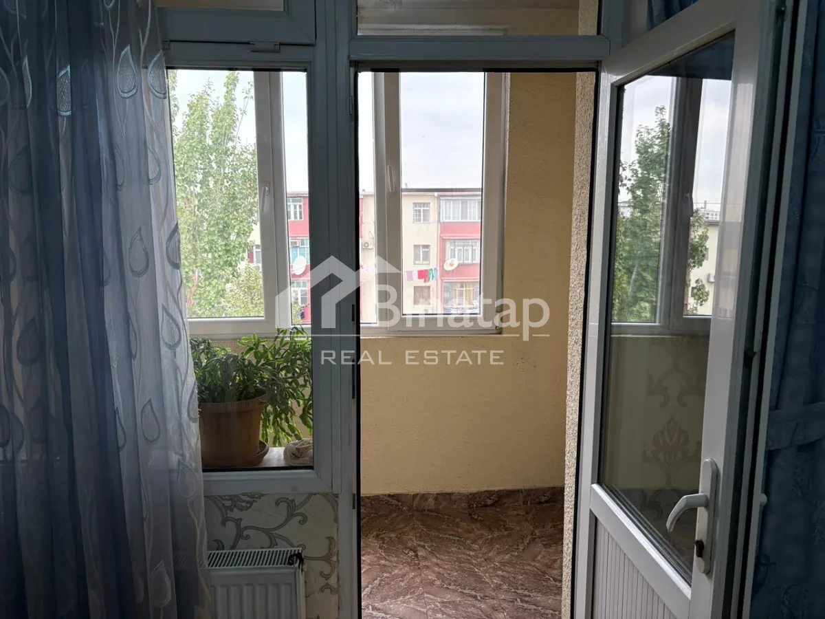 Satılır 3 otaqlı köhnə tikili 80 m², Xalqlar Dostluğu metrosu, Nizami rayonu — Mənzil, Bakı (4)