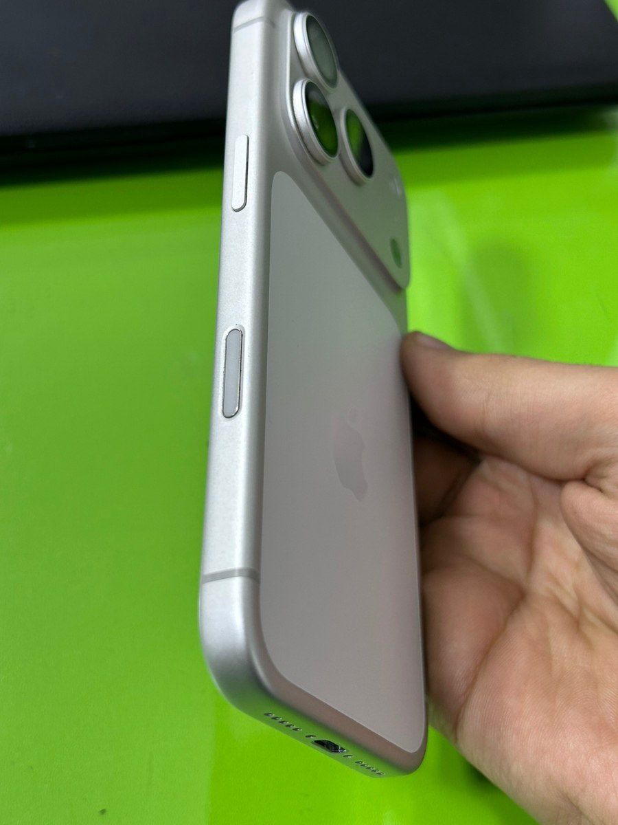 Apple iPhone 17 Pro Silver 256GB/12GB — Smartfonlar, Göyçay (5)