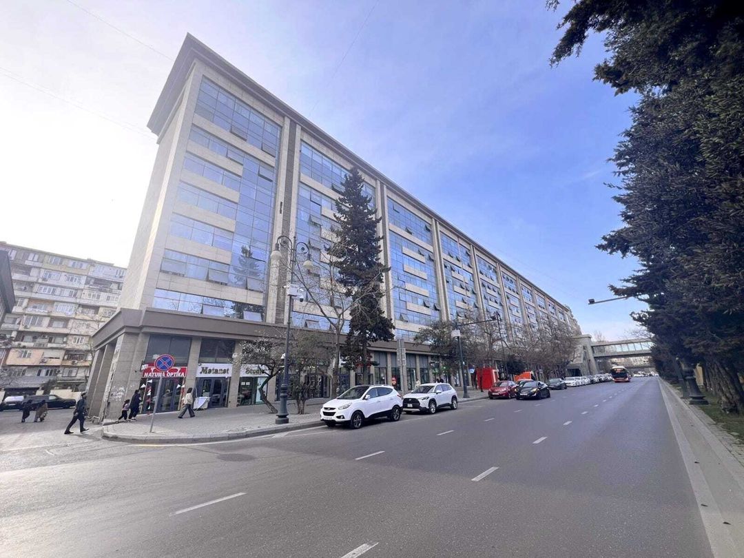 Satılır 3 otaqlı köhnə tikili 95 m² — Mənzil, Bakı