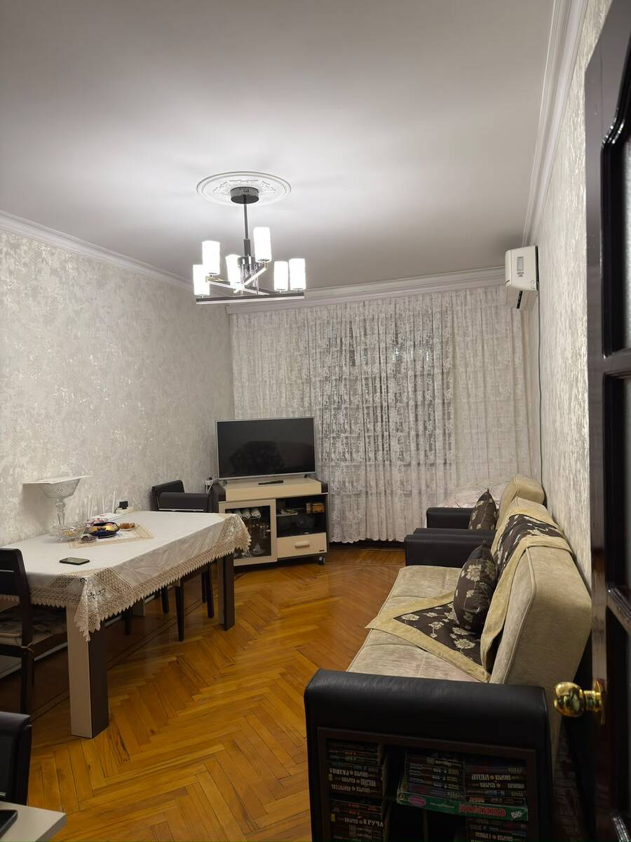 Satılır 2 otaqlı köhnə tikili 50 m² — Mənzil, Bakı