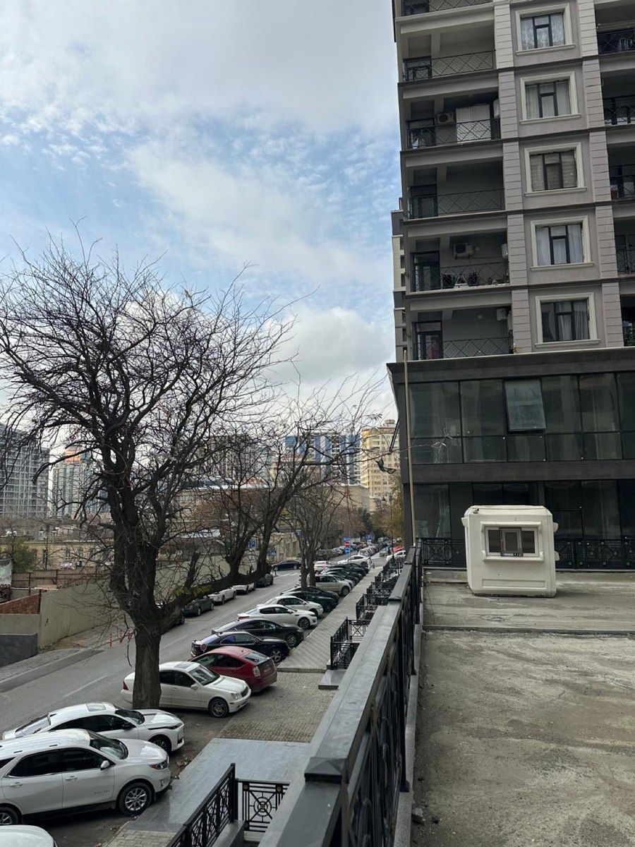 3-otaqlı yeni tikili, 28 May m., 145 m² — Mənzil, Bakı (5)