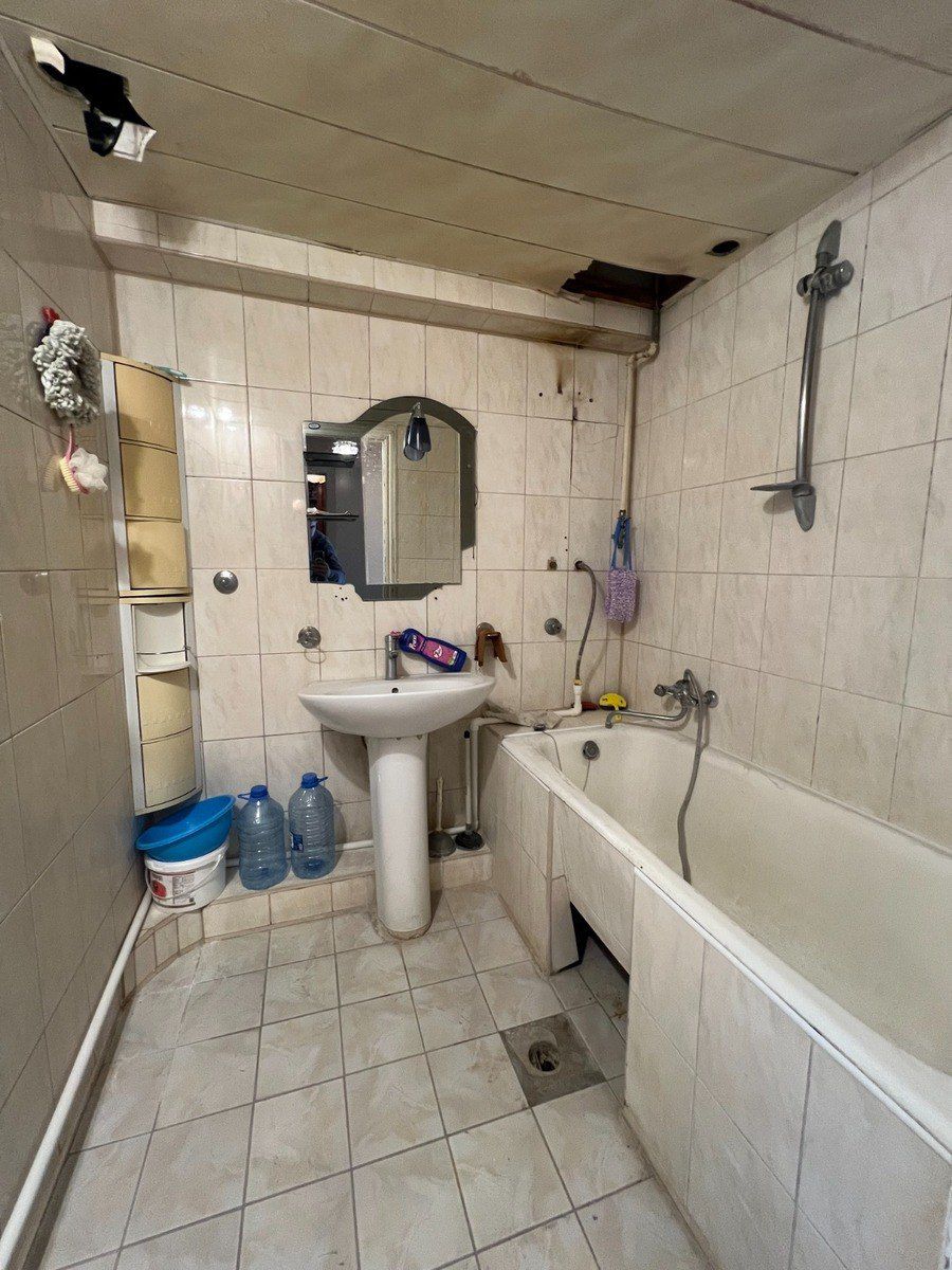 Satılır 4 otaqlı köhnə tikili 115 m² — Mənzil, Bakı (12)