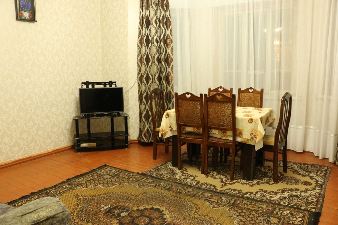 İcarəyə verilir 2 otaqlı köhnə tikili 55 m² — Mənzil, Bakı (8)