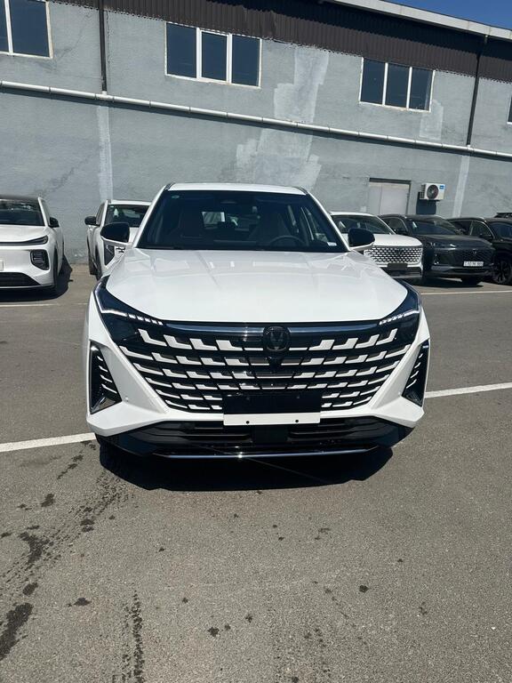 Changan Uni-Z, 1.5 L, 18.4 kWh, 2025 il, yeni — Avtomobillər, Bakı