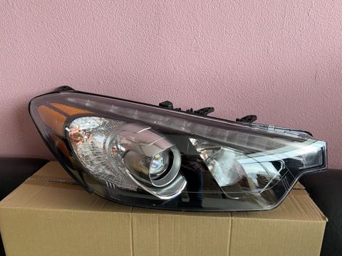 "Kia Cerato 2013" ön farası — Bakı
