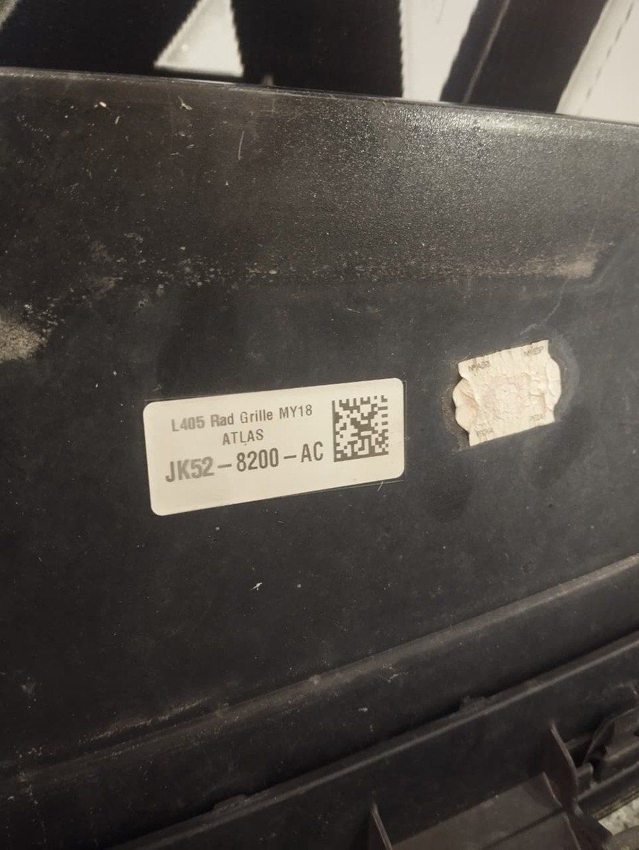 Range Rover Vogue L405 (2018) Radiator Barmaqlığı — Ehtiyat hissələri və aksesuarlar, Bakı (6)