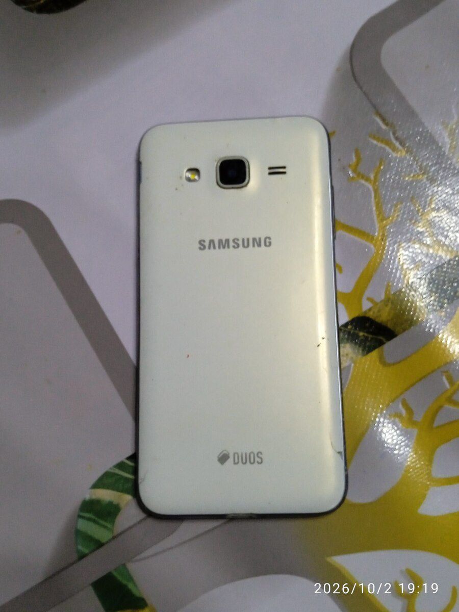 Samsung Galaxy J3 (2016) Black 16GB/2GB — Smartfonlar, Bakı (3)