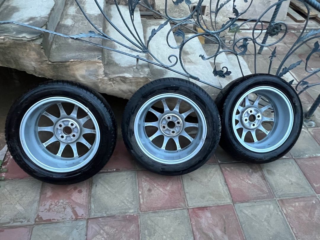 Toyota Corolla təkərləri 195/55 R16 — Ehtiyat hissələri və aksesuarlar, Bakı (3)