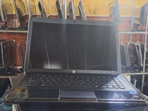 HP 2000 noutbuku — Bakı