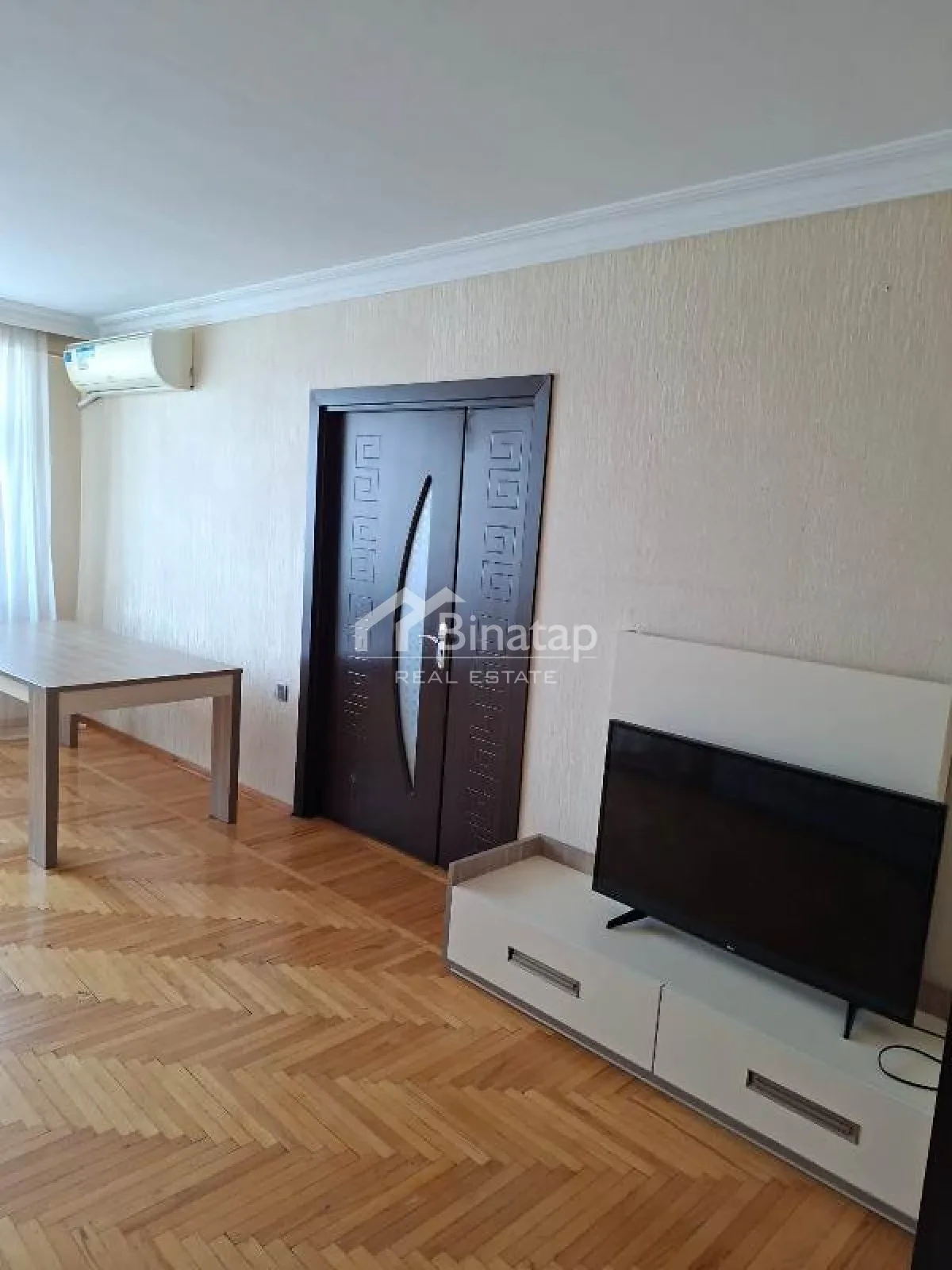 Satılır 4 otaqlı köhnə tikili 120 m², Bayıl qəsəbəsi, Səbail rayonu — Mənzil, Bakı (2)