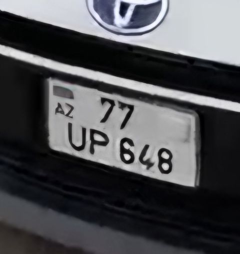 Avtomobil qeydiyyat nişanı -77-UP-648 itib — Bakı