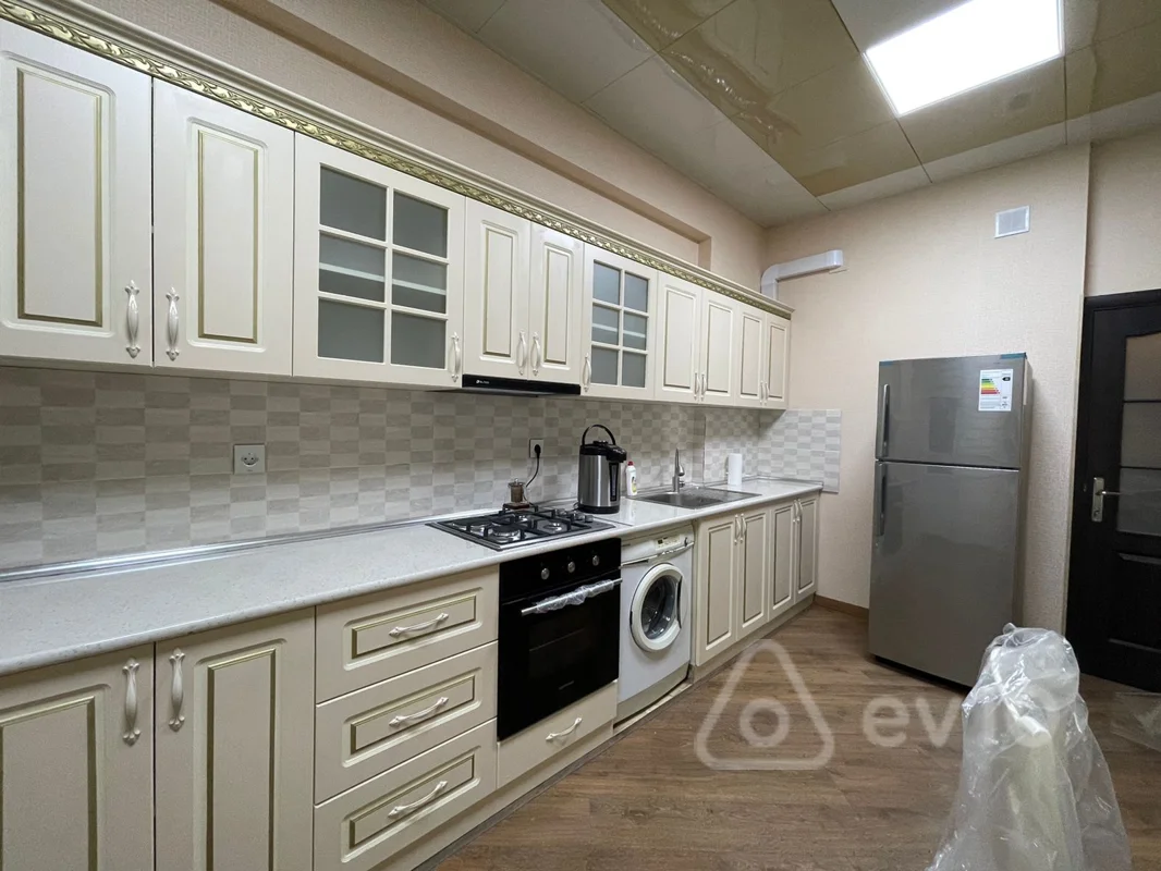 2 otaqlı mənzil, 95 m², Azadlıq prospekti — kirayə — Mənzil, Bakı (7)