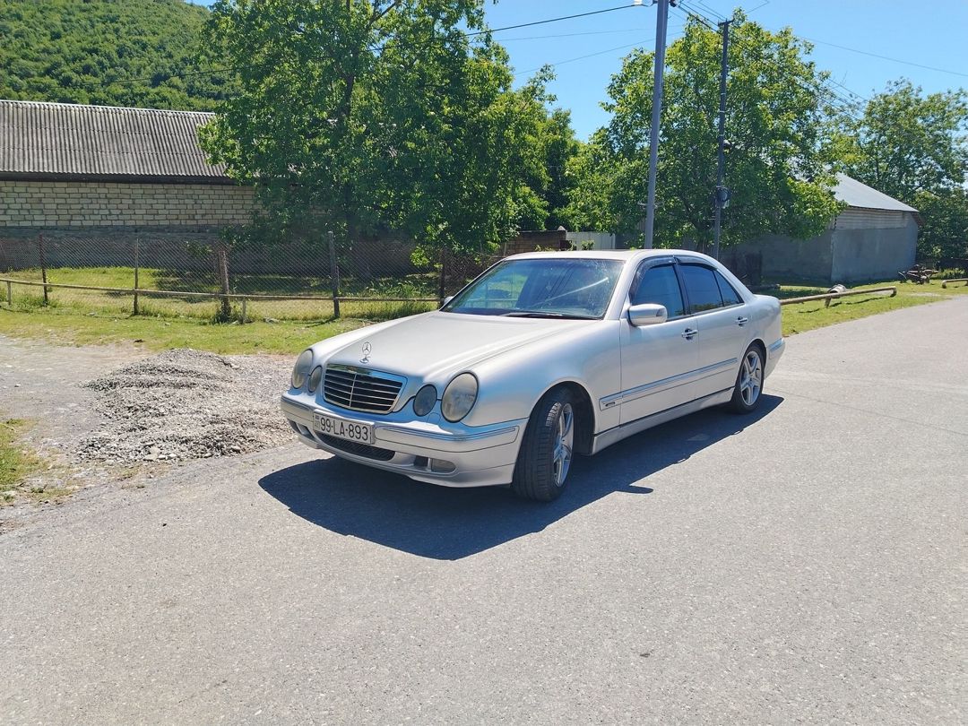 Mercedes E 240, 2000 il 99-LA-893 — Avtomobillər, Oğuz