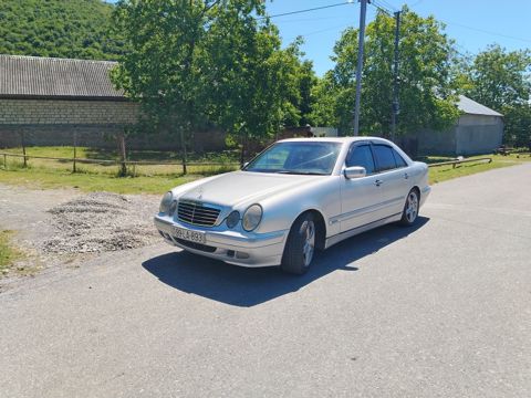 Mercedes E 240, 2000 il — Oğuz