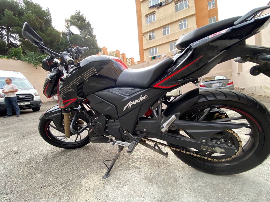 TVS Apache RTR 4V, 2025 il 77-JN-721 — Motosiklet və mopedlər, Bakı (3)
