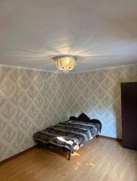 65 kv. m, 2 otaqlı, Kombi, Su, Telefon — Senan