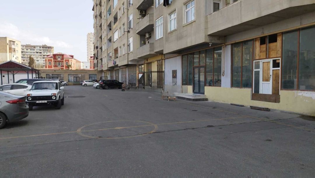 Satılır obyekt 205 m² — Əmlak, Bakı (5)