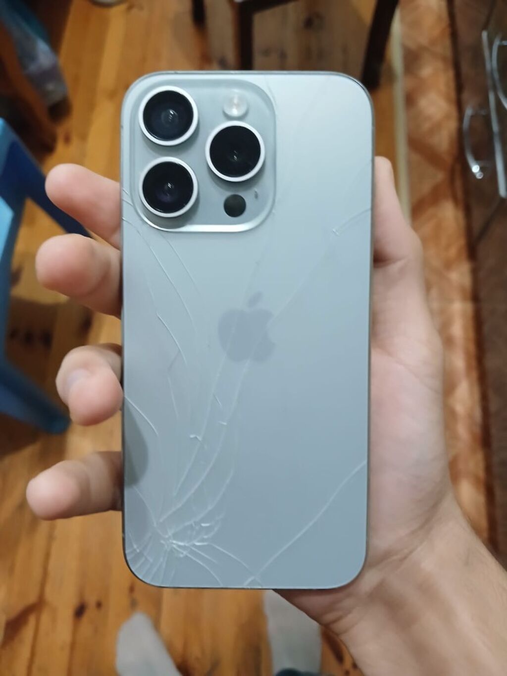 IPhone 15 Pro, Desert Titanium, Qırıq, Barmaq izi, Face ID — Apple iPhone, Masazır (4)