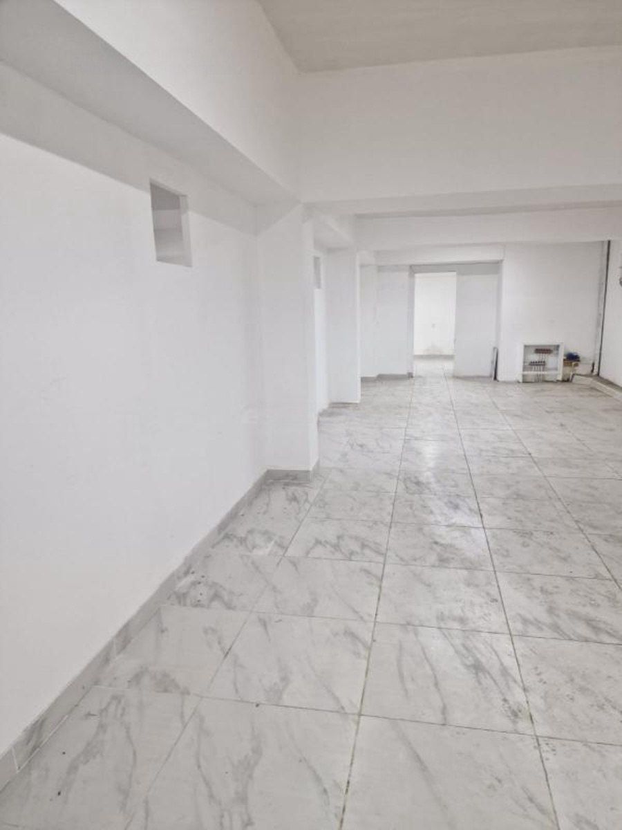 Satılır obyekt 355 m² — Əmlak, Bakı (11)