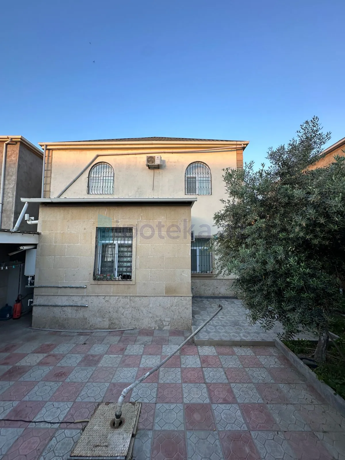 Satılır: 6 Otaq, Evlər/Villalar, Binəqədi r., Binəqədi q., 240.00 m² — Ev, villa, Binə (12)