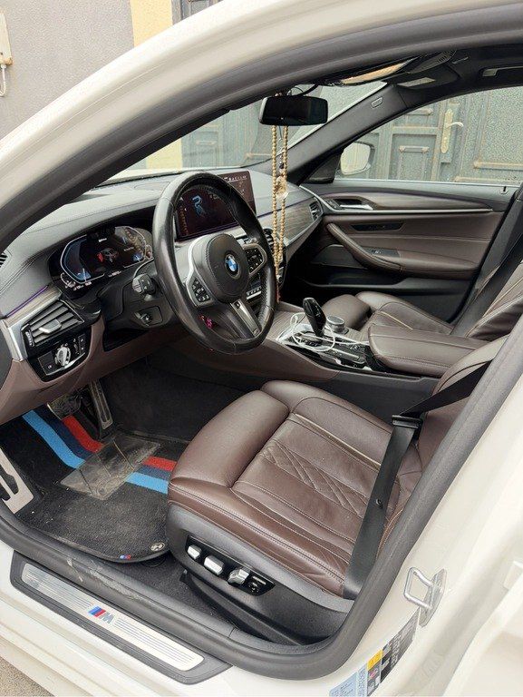 BMW 530e, 2.0 L, 12 kWh, 2021 il, 106 000 km — Avtomobillər, Bakı (10)