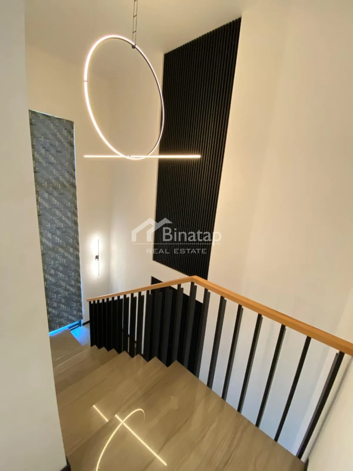 Satılır 4 otaqlı həyət evi / bağ evi 350 m², Koroğlu metrosu, Xəzər rayonu — Ev, villa, Bakı (2)