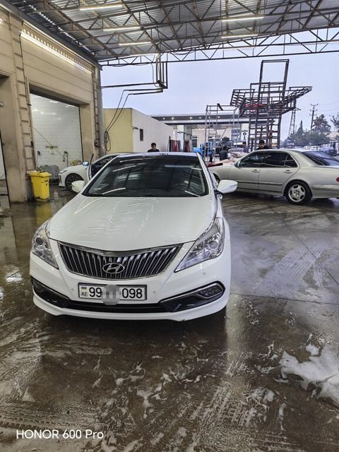Hyundai Grandeur, 2.2 L, 2014 il, 195 200 km — 27 800 ₼ · Bərdə · Avtomobillər Hyundai Grandeur, 2.2 L, 2014 il, 195 200 km — Bərdə