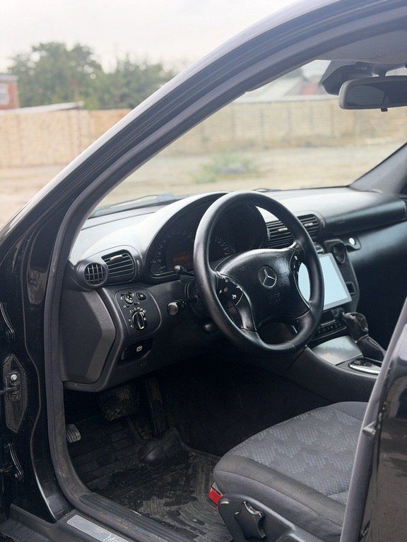 Mercedes C 320, 3.2 L, 2003 il, 358 408 km — Avtomobillər, Sumqayıt (8)
