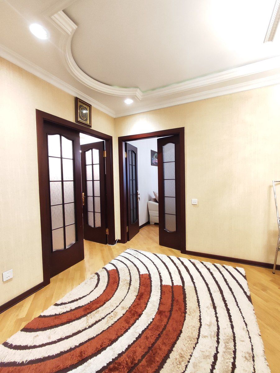 İcarəyə verilir 4 otaqlı yeni tikili 136 m² — Mənzil, Bakı (6)