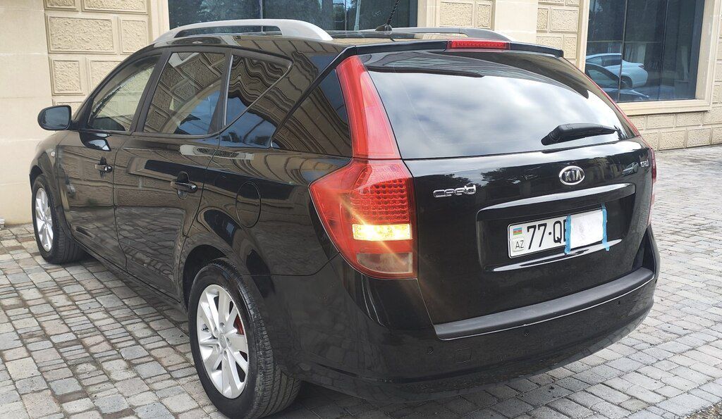 Kia Ceed SW, 1.6 L, 2010 il, 265 000 km — Avtomobillər, Bakı (6)