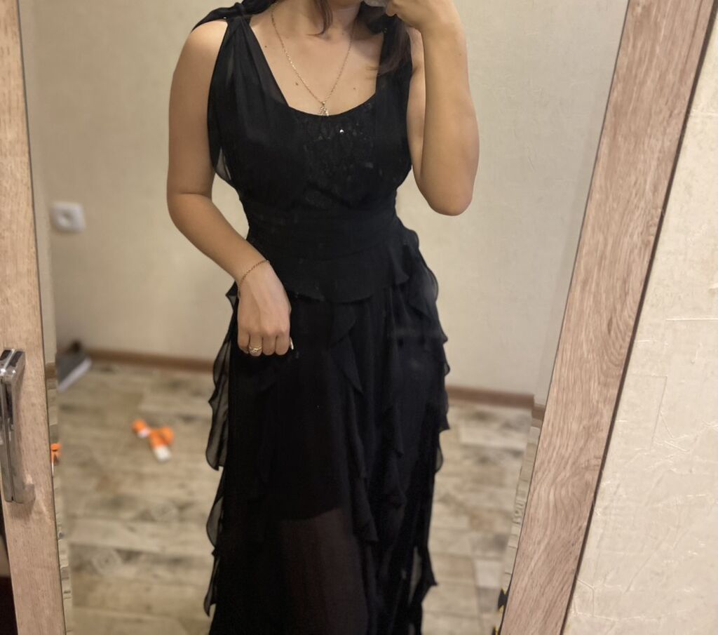 Qara gecə/libas - Model: Uzun, axıcı siluetli, qat-qat şifon ətəkli — Axşam paltarları, Sumqayıt (3)