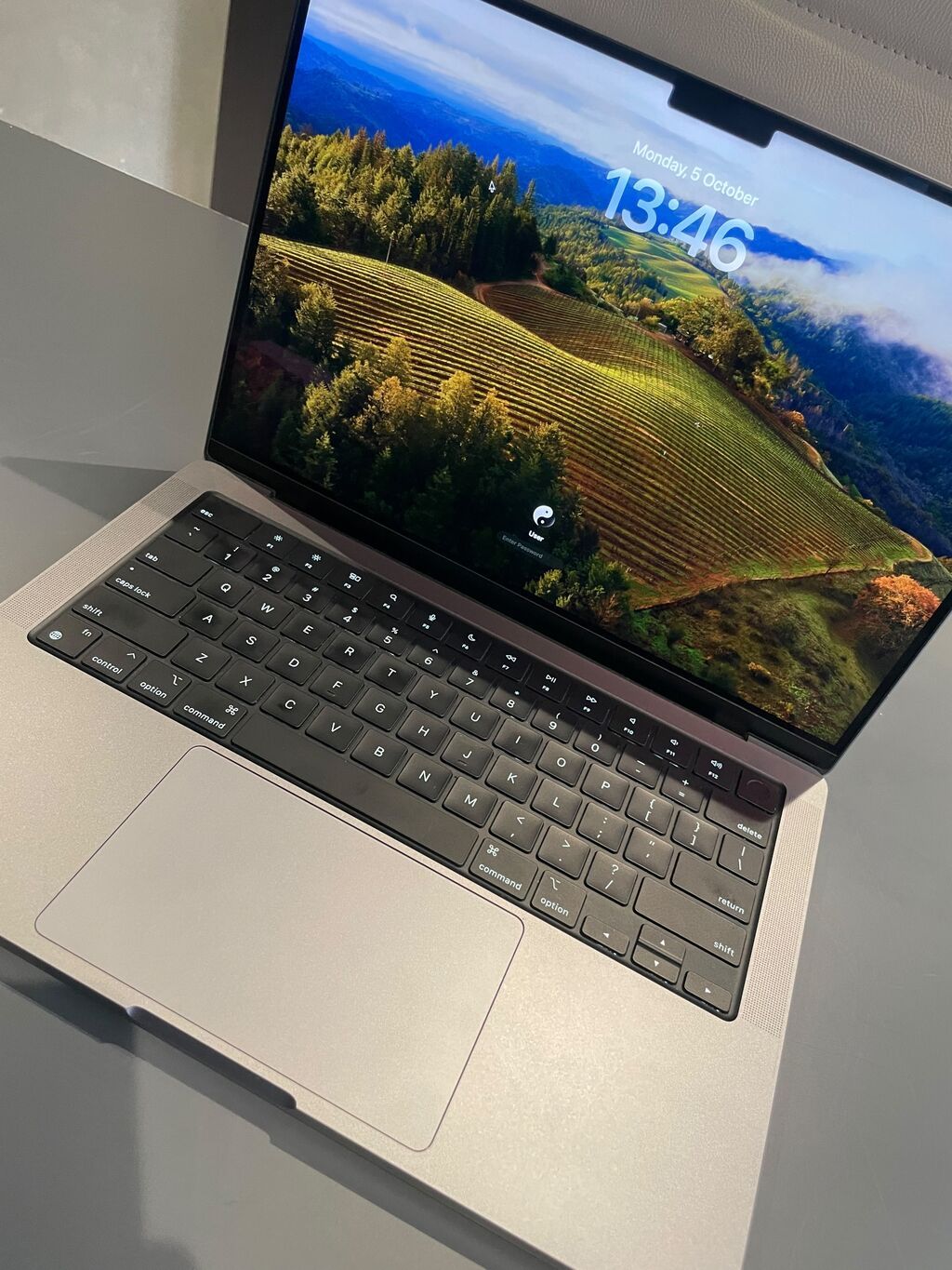 Apple MacBook Pro 14-inch (Model A2442) — M1 Pro çipli Əsas — Apple Macbook, Masazır (5)