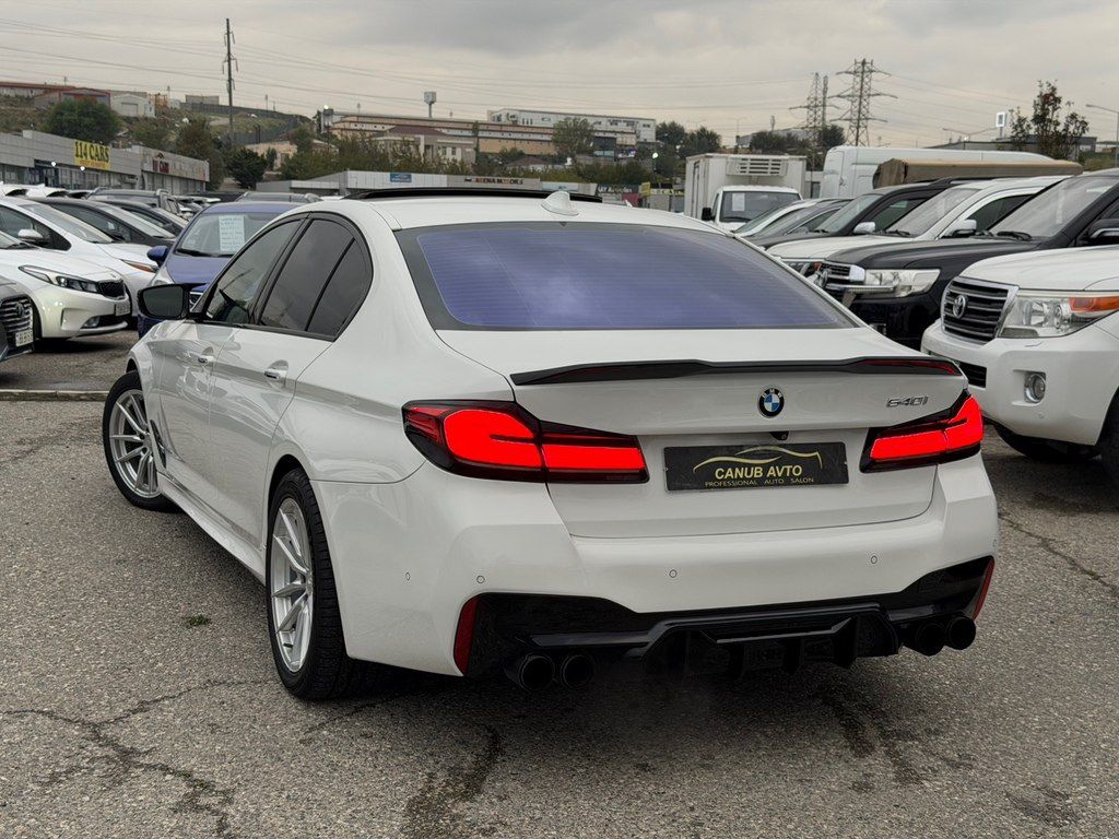 BMW 540, 3.0 L, 2017 il, 1 005 000 km — Avtomobillər, Bakı (9)