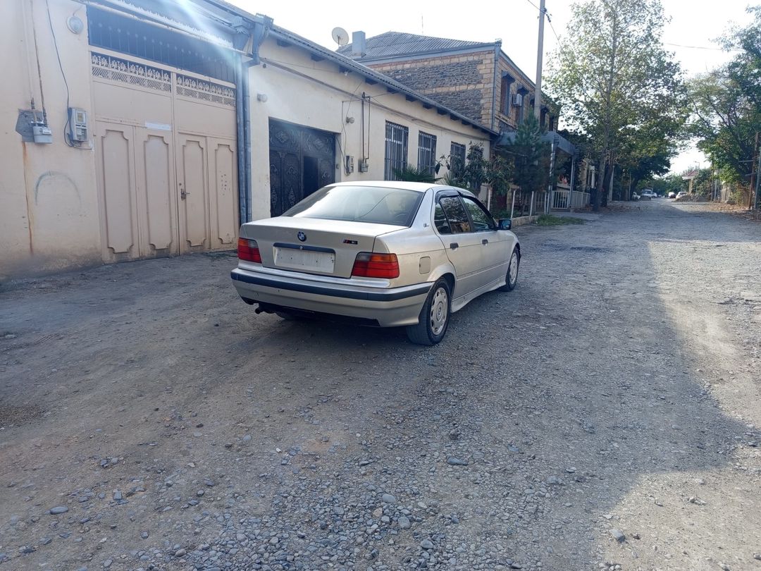BMW 320, 1992 il — Avtomobillər, Gəncə (3)