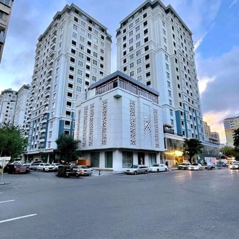5 otaqlı mənzil, 272 m², Azadlıq prospekti. Möhsün Sənani küçəsi (Azadlıq Bağçalı Evlər) — Bakı