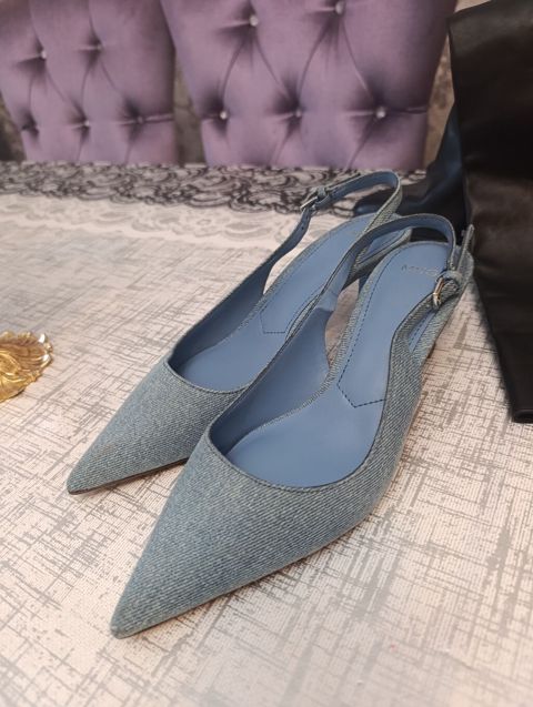 Mavi rəngli qadın slingback balet-tufliləri - Material: denim/parça — 30 ₼ · Digah · Tufl Mavi rəngli qadın slingback balet-tufliləri - Material: denim/parça — Digah