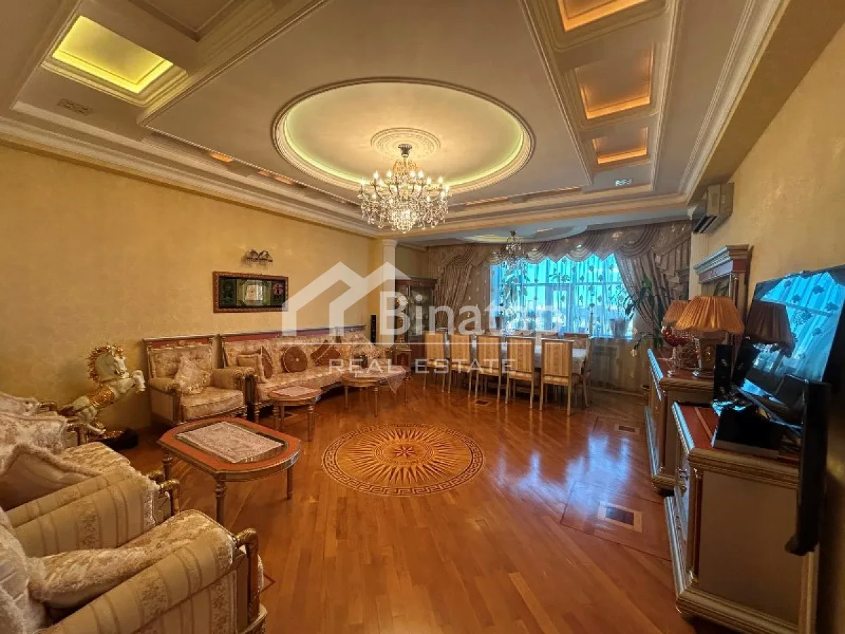 Satılır 4 otaqlı yeni tikili 310 m², 28 May metrosu, Nərimanov rayonu — 530 000 ₼ · Bakı · Mənzil Satılır 4 otaqlı yeni tikili 310 m², 28 May metrosu, Nərimanov rayonu — Bakı