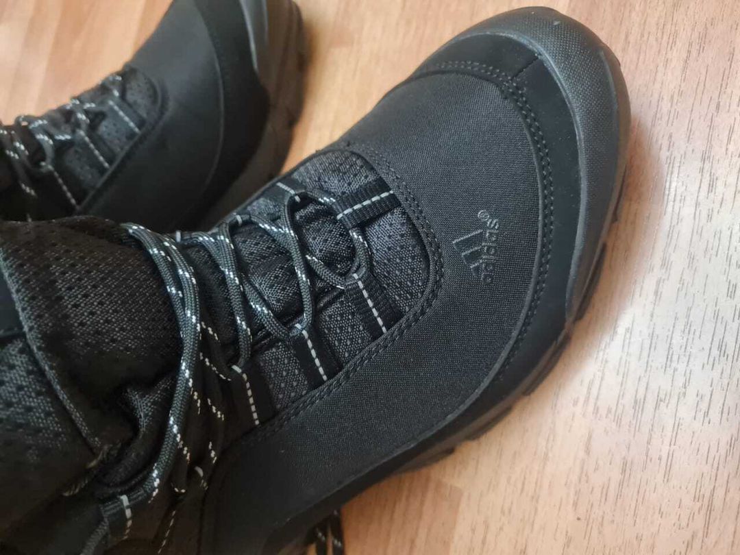 İdman ayaqqabısı "Adidas" — Geyim, ayakkabı, aksesuarlar, Bakı