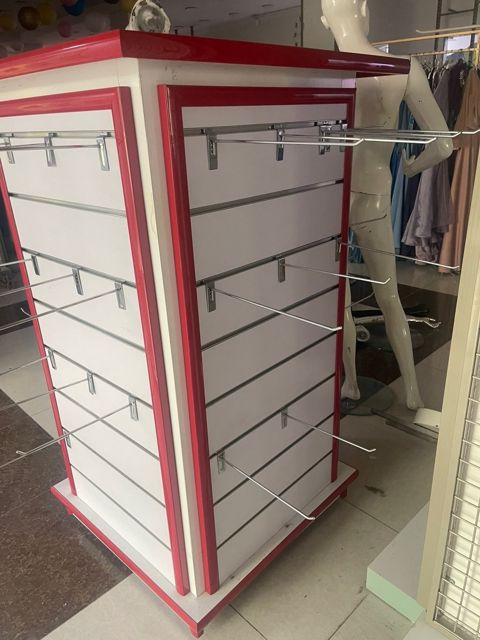 Vitrin — 130 ₼ · Gəncə · Biznes və avadanlıq Vitrin — Gəncə