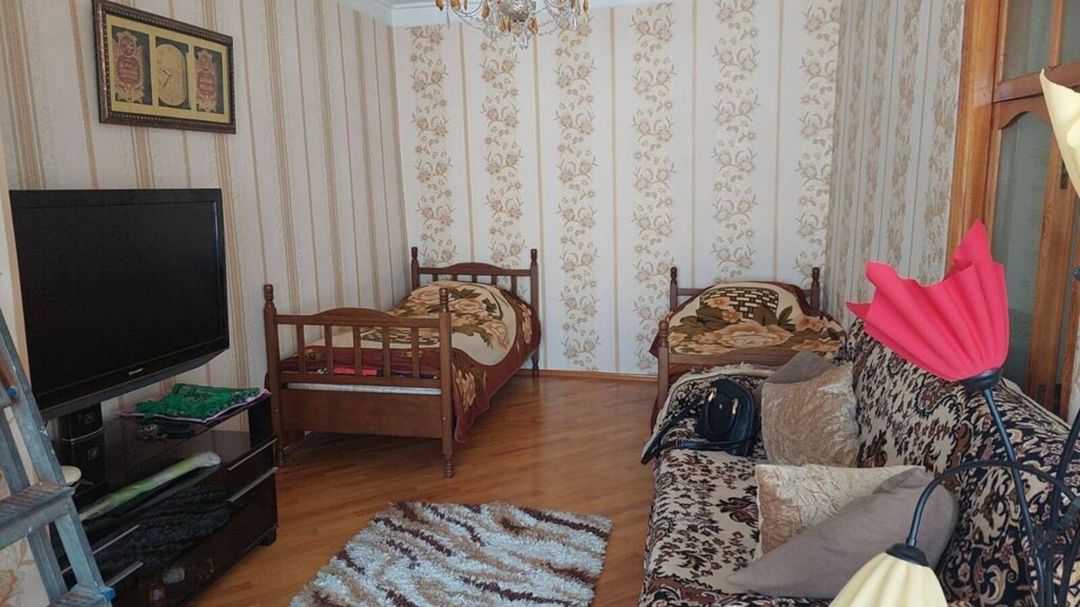 Həyət evi kirayə verilir, İnşaatçılar m — Ev, villa, Bakı (2)