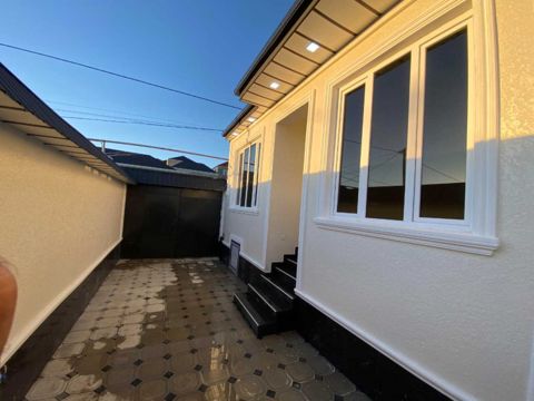 Satılır 3 otaqlı həyət evi/bağ evi 65 m² — Bakı