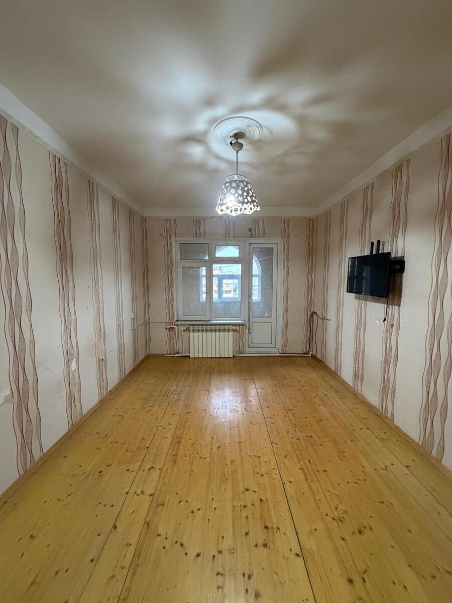 Satılır 4 otaqlı köhnə tikili 110 m² — Mənzil, Bakı (9)