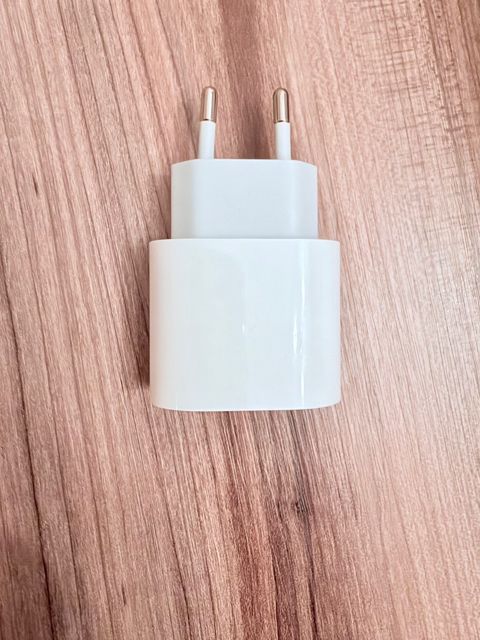 Apple Usb-c 20W Power adapteri — Bakı