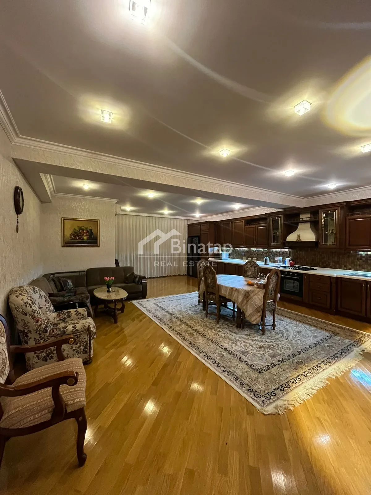 Satılır 5 otaqlı yeni tikili 240 m², 28 May metrosu, Nəsimi rayonu — Nihad — Daire