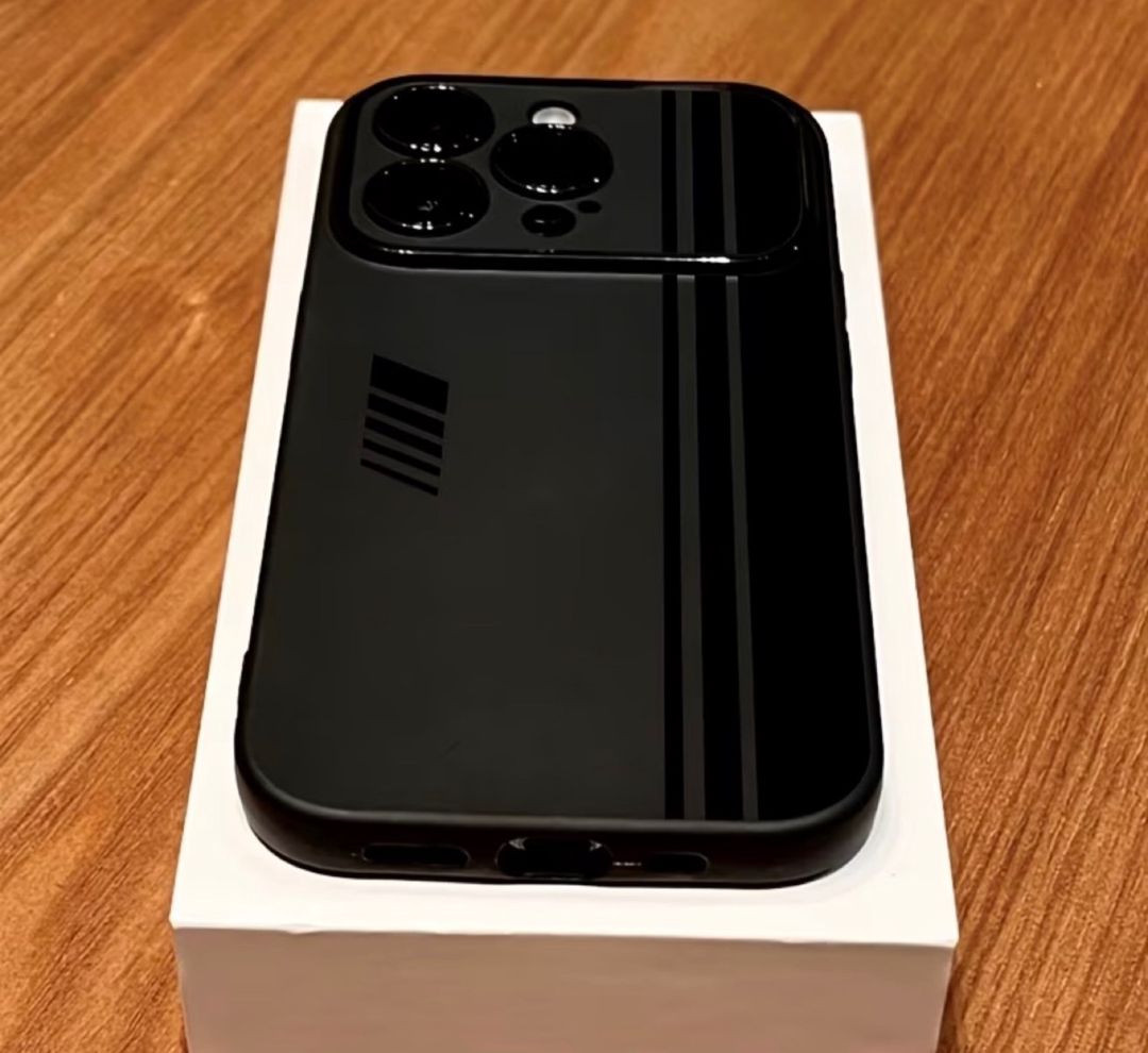 Apple iPhone 16 Pro Max arxalığı — Smartfonlar, Bakı (2)
