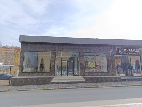 Satılır obyekt 222.7 m² — Xaçmaz